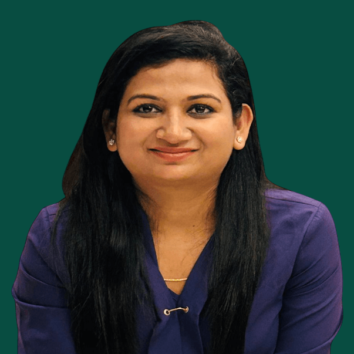 Shalini Jain, Company Secretary